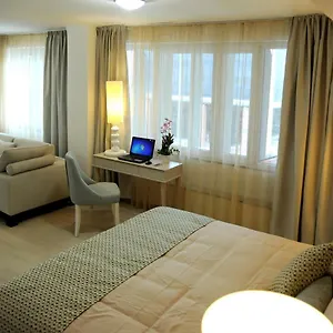 greecerent-5_center-elegant.hotels-of-thessaloniki.com/